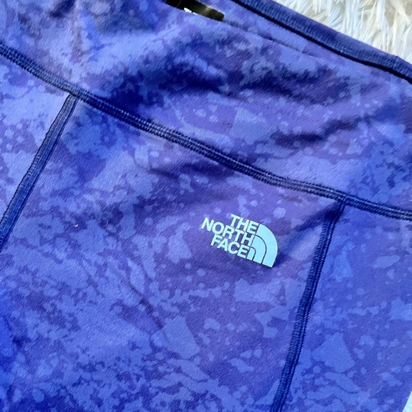 The North Face Leggings Purple Camo Camouflage Yoga Pants Cropped Capris - Picture 4 of 5